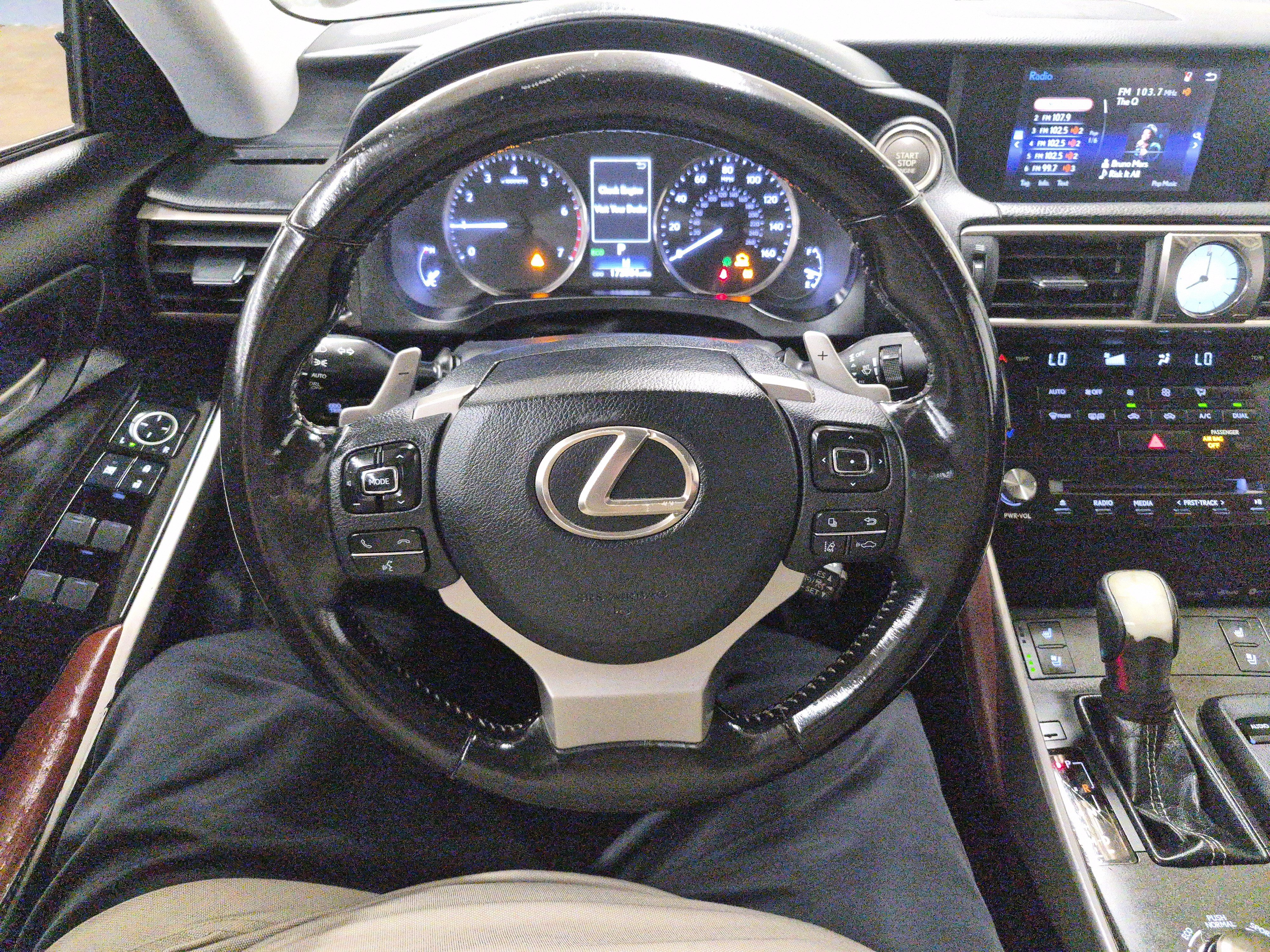 Used 2017 Lexus IS 200t w/ Premium Package RWD image 26