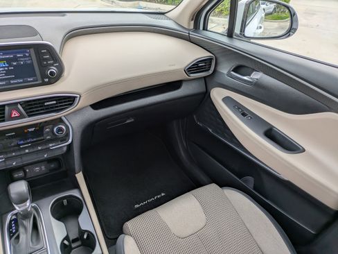 Used 2020 Hyundai Santa Fe SEL w/ Convenience Package image 12