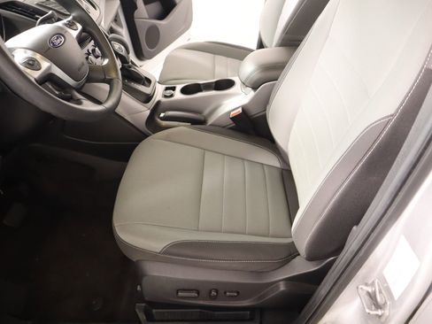 Used 2016 Ford Escape SE image 10