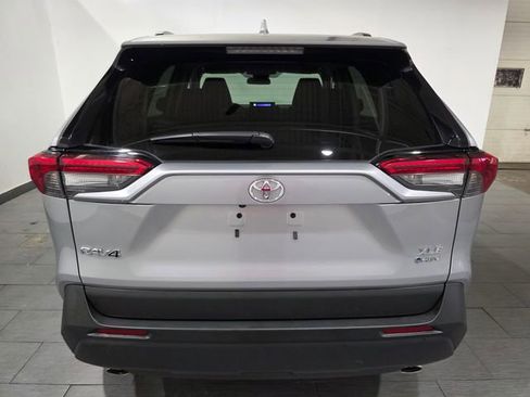 Used 2025 Toyota RAV4 XLE image 4