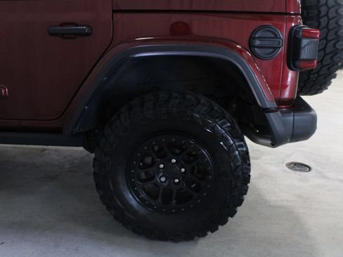 Used 2021 Jeep Wrangler Unlimited Rubicon w/ Xtreme Recon 35" Tire Package AWD/4WD image 29