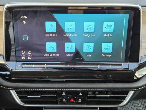 Used 2024 Volkswagen Atlas SE FWD image 18