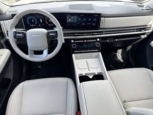 Used 2025 Hyundai Santa Fe SEL image 6
