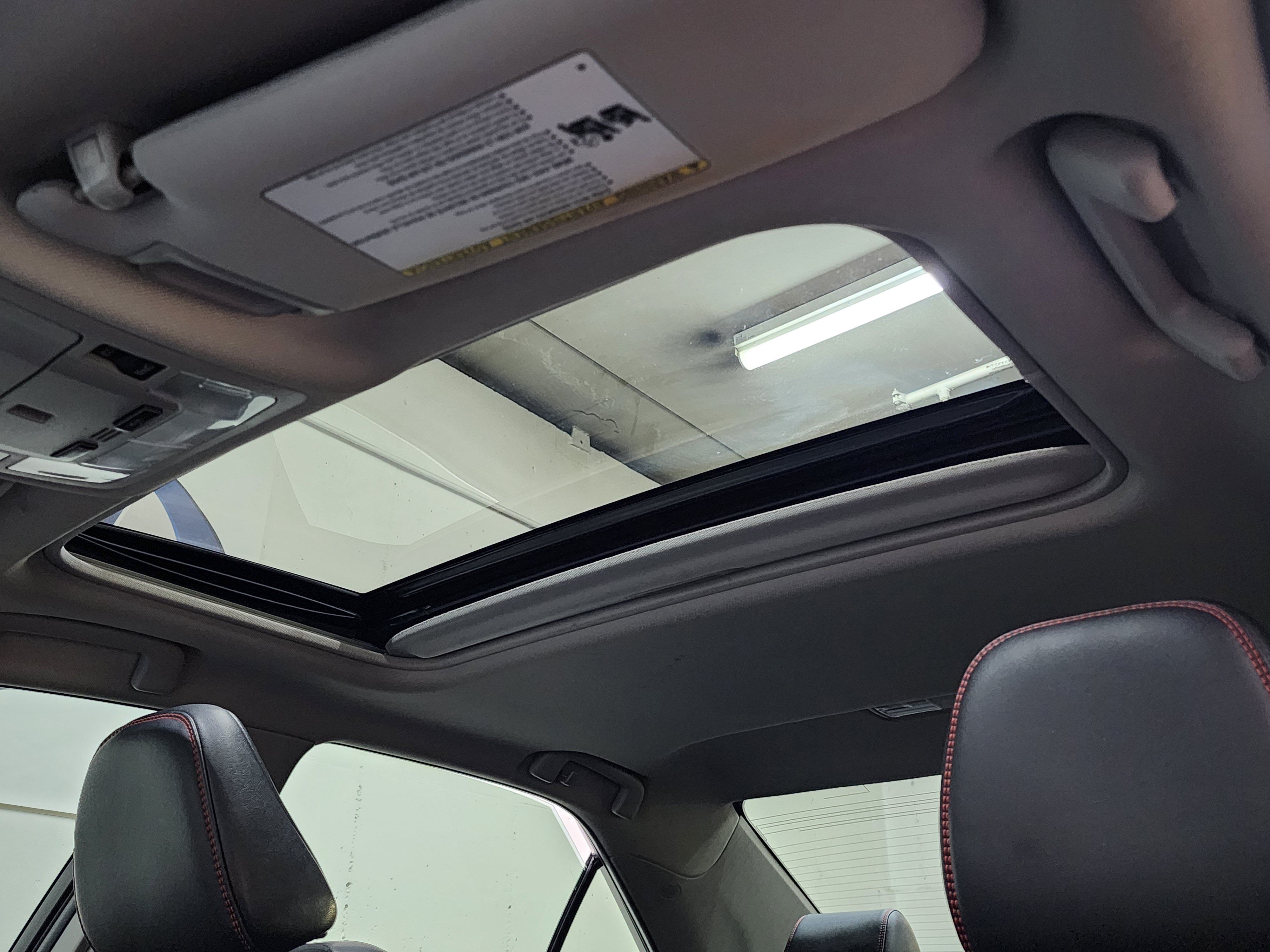 Used 2016 Toyota Camry XSE w/ Moonroof Package FWD image 25