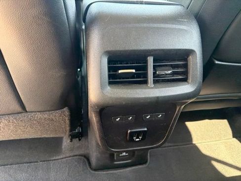 Used 2018 GMC Terrain Denali w/ Comfort Package FWD image 17