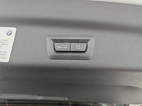 Used 2025 BMW X1 xDrive28i w/ Convenience Package image 16