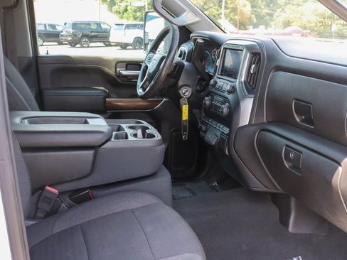 Used 2020 Chevrolet Silverado 2500 LT w/ Z71 Off-Road Package AWD/4WD image 16