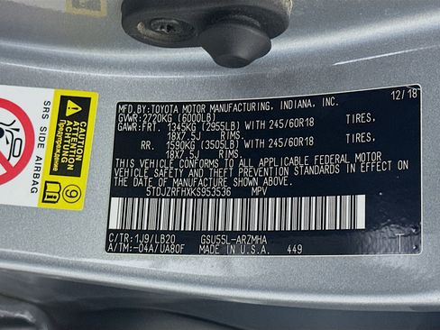 Used 2019 Toyota Highlander XLE image 12