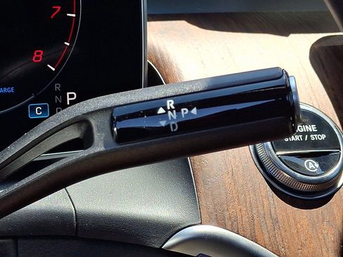 New 2025 Mercedes-Benz GLC 300 4MATIC image 15