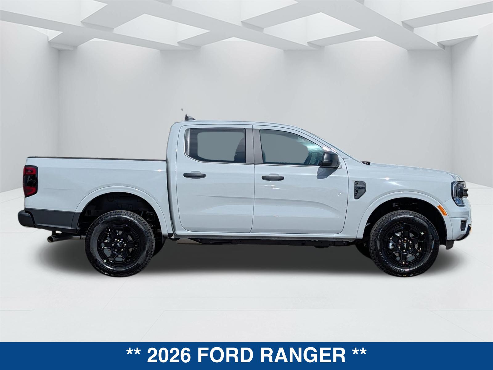 New 2026 Ford Ranger XLT w/ Black Appearance Package RWD image 5