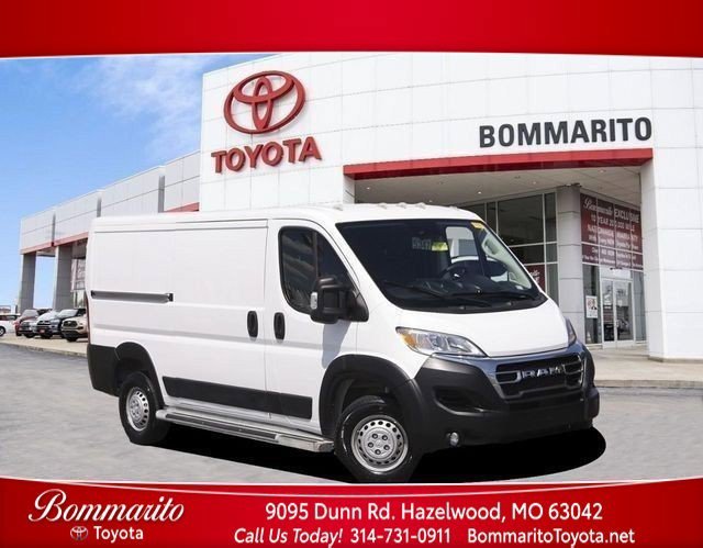 Used 2025 RAM ProMaster 2500 w/ U-Haul Equipment Group FWD image 1