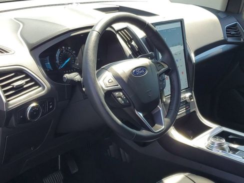 Used 2023 Ford Edge SEL w/ Convenience Package AWD/4WD image 11