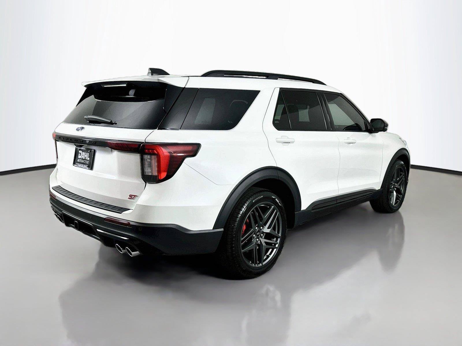 Used 2025 Ford Explorer ST w/ Sun And Sound Package AWD/4WD image 13