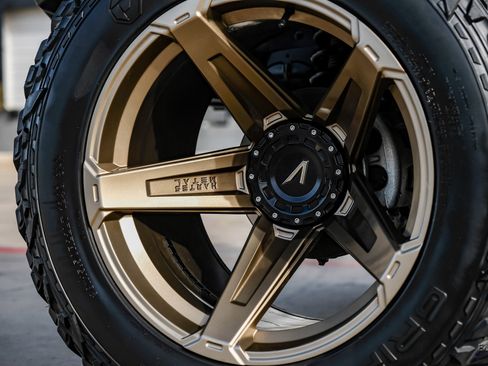 Used 2024 Ford Bronco Big Bend image 92