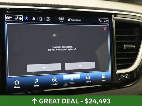 Used 2024 Chrysler Pacifica Touring-L FWD image 27