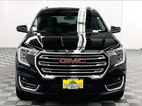 Used 2024 GMC Terrain SLT AWD/4WD image 4