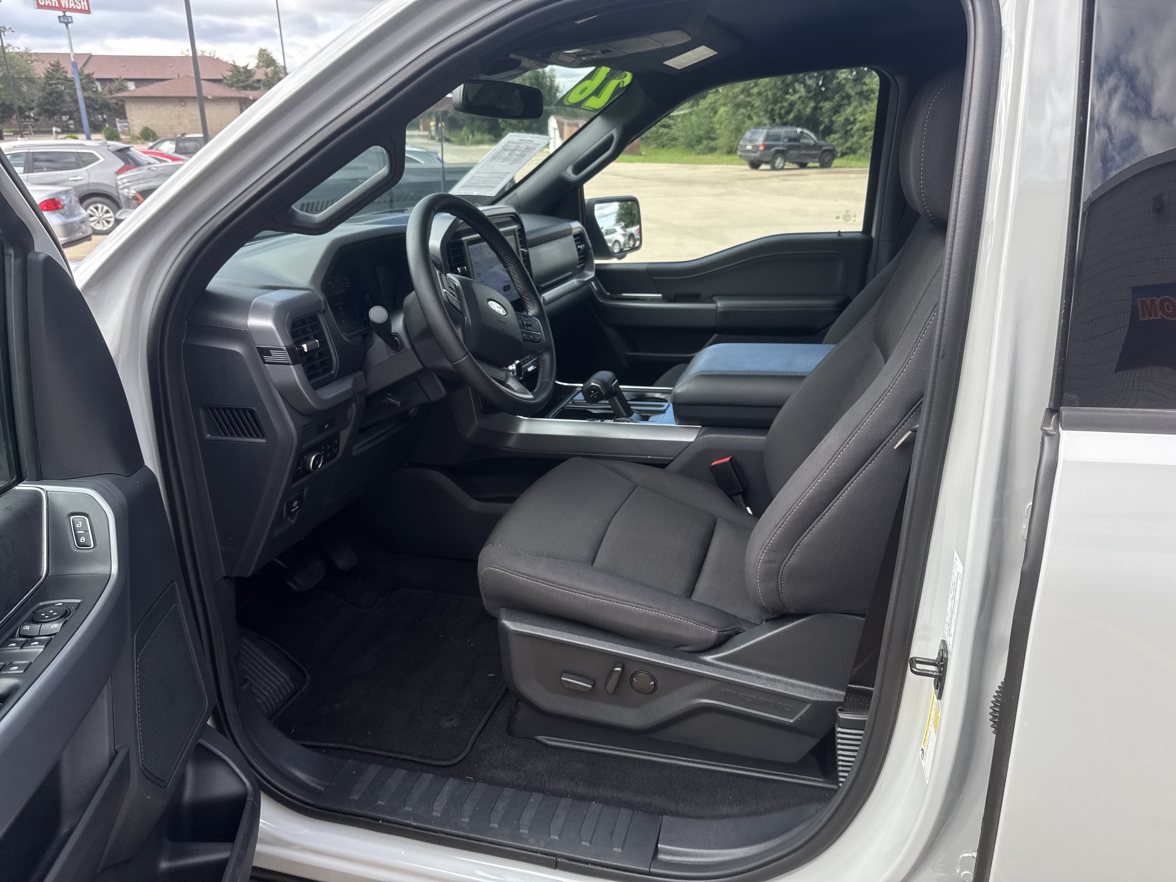 Used 2026 Ford F150 XLT w/ Equipment Group 302A MID AWD/4WD image 12
