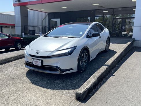 Certified 2024 Toyota Prius Limited w/ Limited Premium Package AWD/4WD image 3