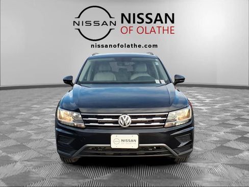 Used 2021 Volkswagen Tiguan SE image 9