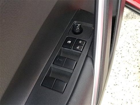 Used 2023 Toyota Corolla Cross XSE w/ Convenience Package image 22