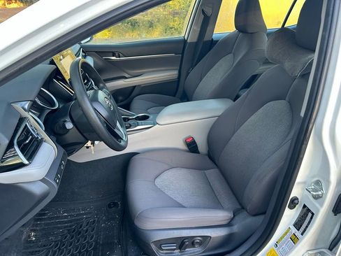 Used 2023 Toyota Camry LE image 14