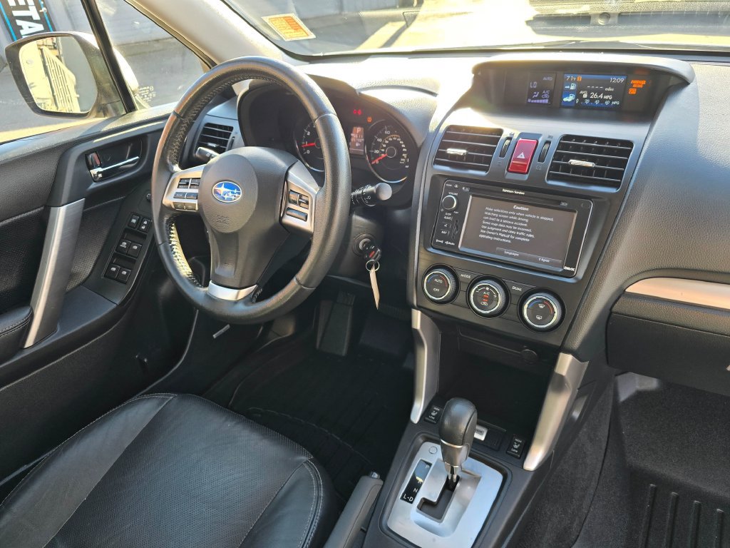 Used 2014 Subaru Forester 2.5i Touring AWD/4WD image 13