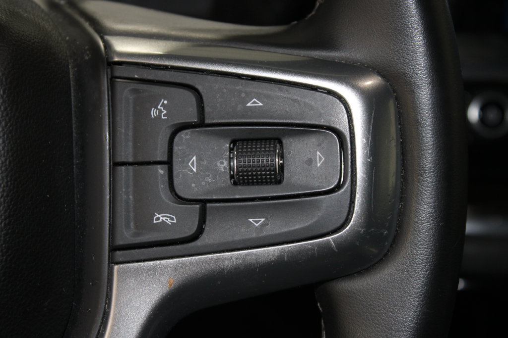 Used 2024 Chevrolet Silverado 1500 LT AWD/4WD image 45