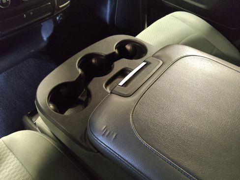 Used 2020 RAM 1500 Tradesman w/ Popular Equipment Group image 26