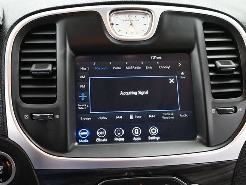 Used 2022 Chrysler 300 Touring w/ Sport Appearance Package RWD image 23