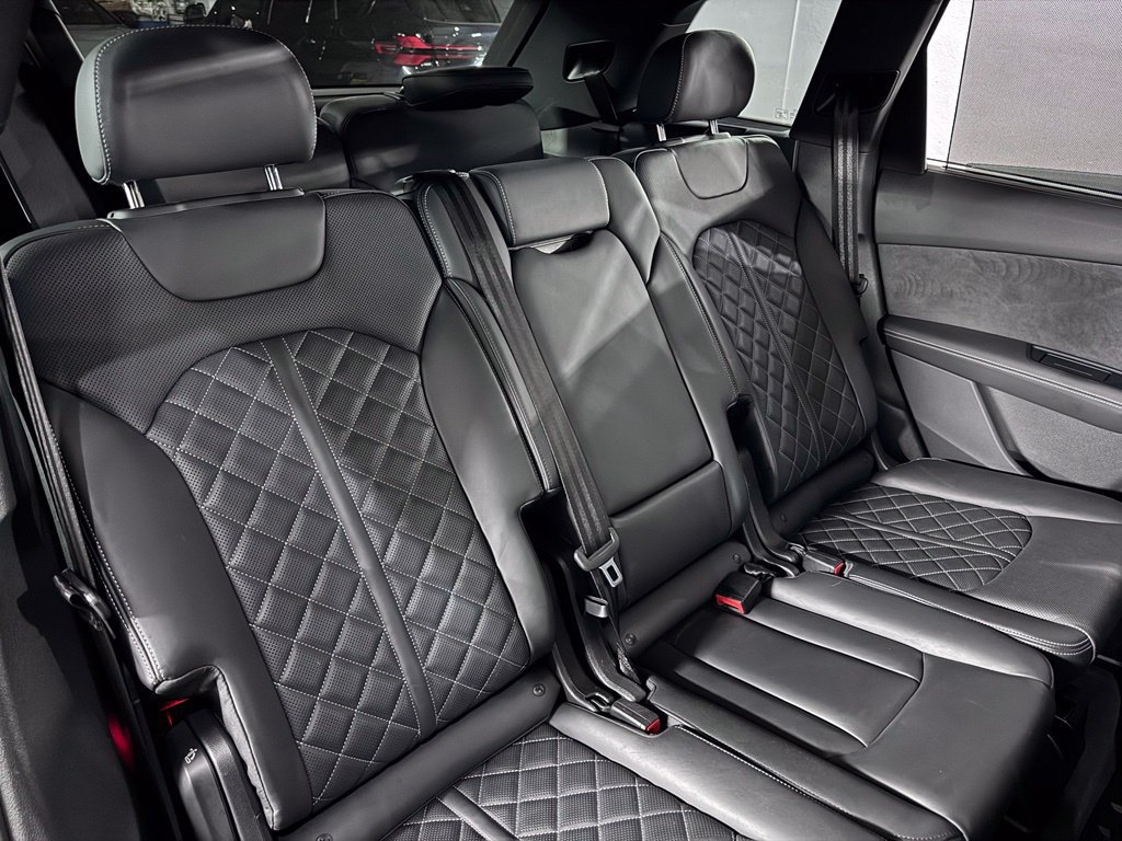 Used 2024 Audi SQ7 Premium Plus AWD/4WD image 50