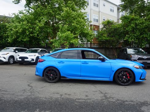 Used 2024 Honda Civic Type R image 3