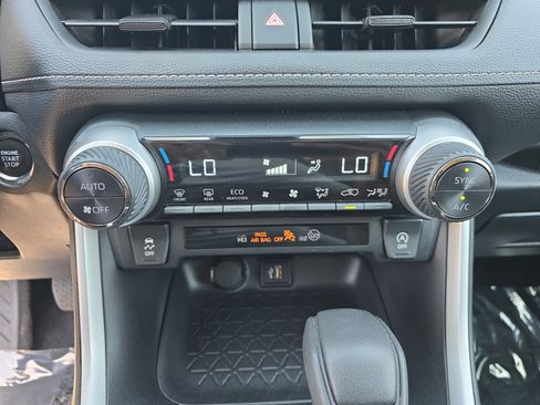 Used 2024 Toyota RAV4 XLE image 25