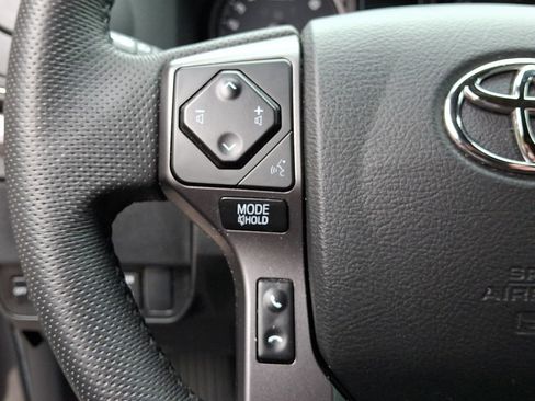 Certified 2023 Toyota Tacoma TRD Off-Road image 21