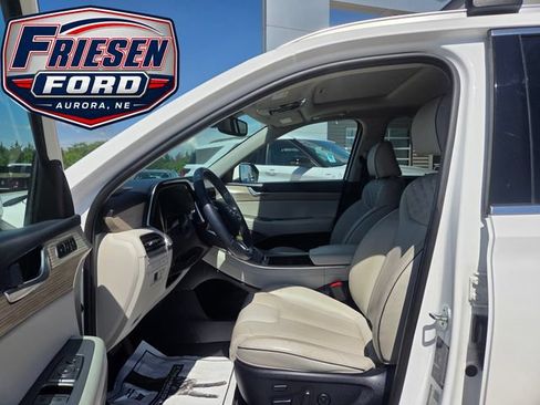 Used 2022 Hyundai Palisade Limited w/ Cargo Package AWD/4WD image 12