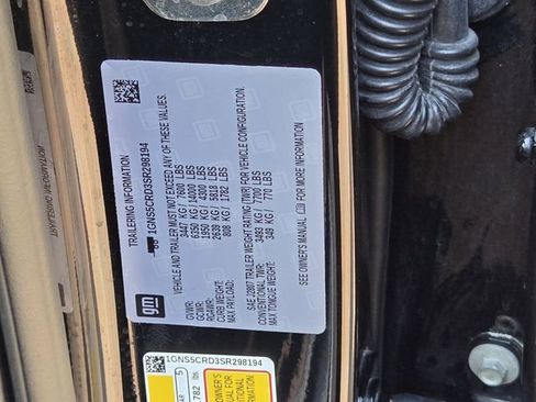 Used 2025 Chevrolet Suburban LT w/ Comfort Package RWD image 24