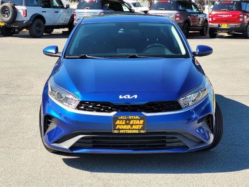 Used 2023 Kia Forte LXS FWD image 2