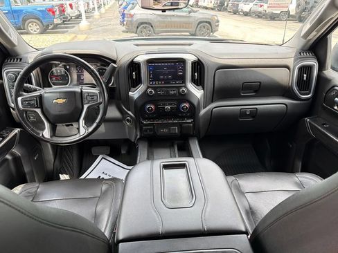 Used 2020 Chevrolet Silverado 1500 LTZ w/ LTZ Premium Package AWD/4WD image 17