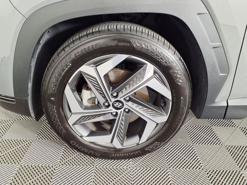 Certified 2024 Hyundai Tucson Limited FWD image 7