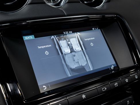 Used 2016 Jaguar XJ R image 64