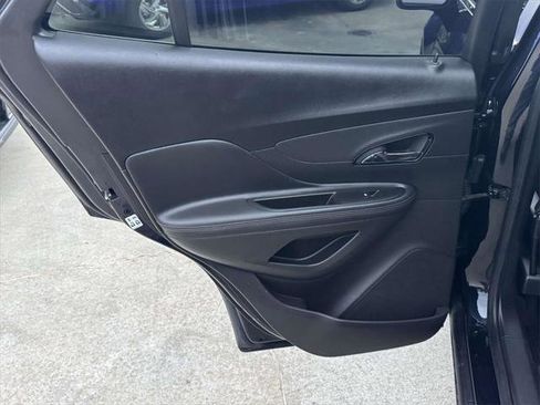 Used 2022 Buick Encore Preferred w/ Safety Package image 10