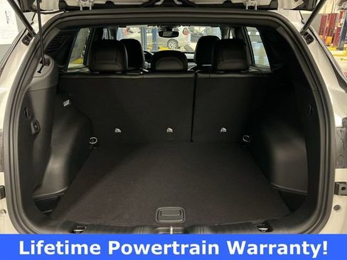 New 2026 Jeep Compass Limited image 24