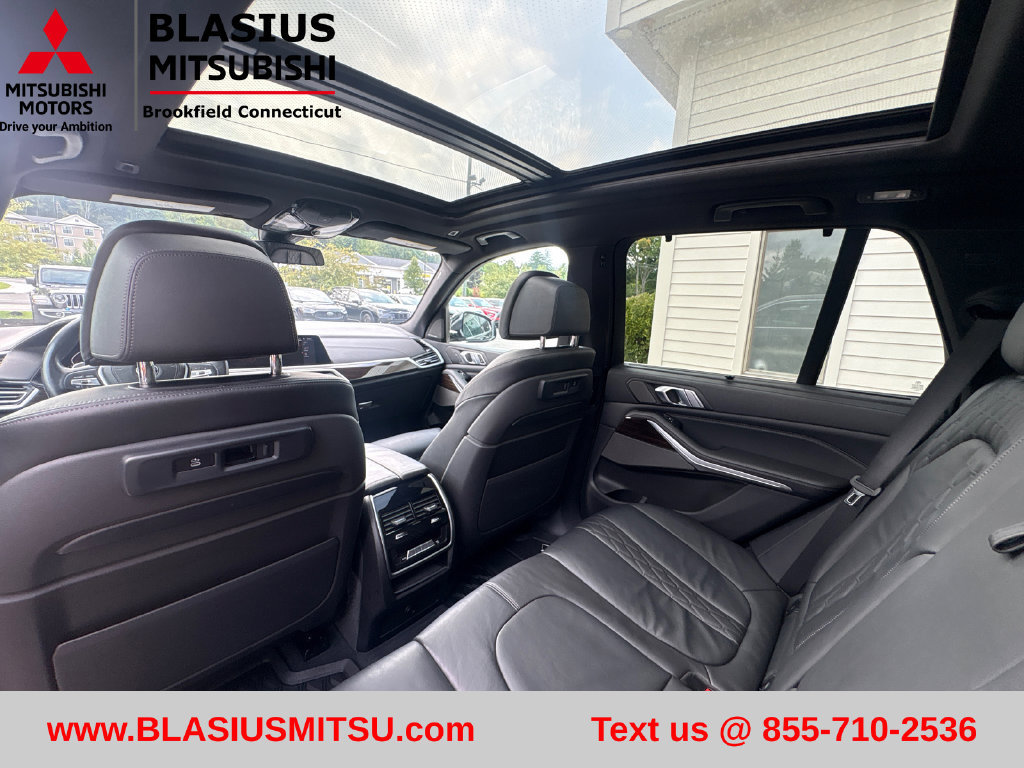 Used 2020 BMW X5 xDrive50i w/ Executive Package AWD/4WD image 38