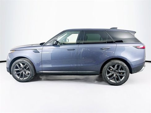 Used 2024 Land Rover Range Rover Sport SE image 8