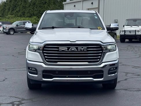 Used 2025 RAM 1500 Laramie AWD/4WD image 18