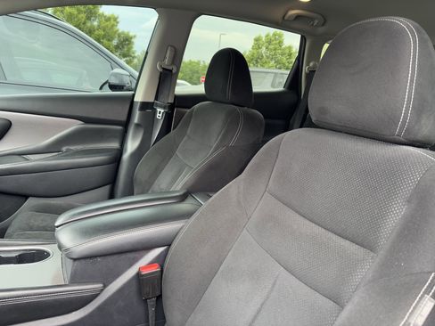 Used 2023 Nissan Murano S AWD/4WD image 36