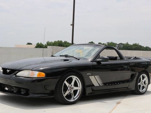 Used 1997 Ford Mustang GT RWD image 13