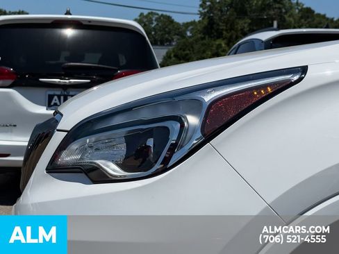 Used 2017 Buick Envision Essence FWD image 12