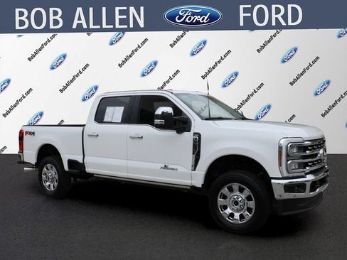 Used 2026 Ford F350 Lariat w/ Lariat Ultimate Package AWD/4WD image 2