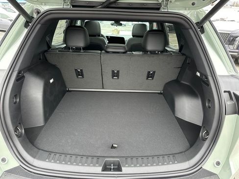 New 2026 Chevrolet Equinox LT w/ Convenience Package II image 24