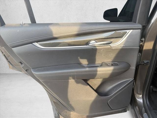 Used 2020 Cadillac XT6 Sport AWD/4WD image 18